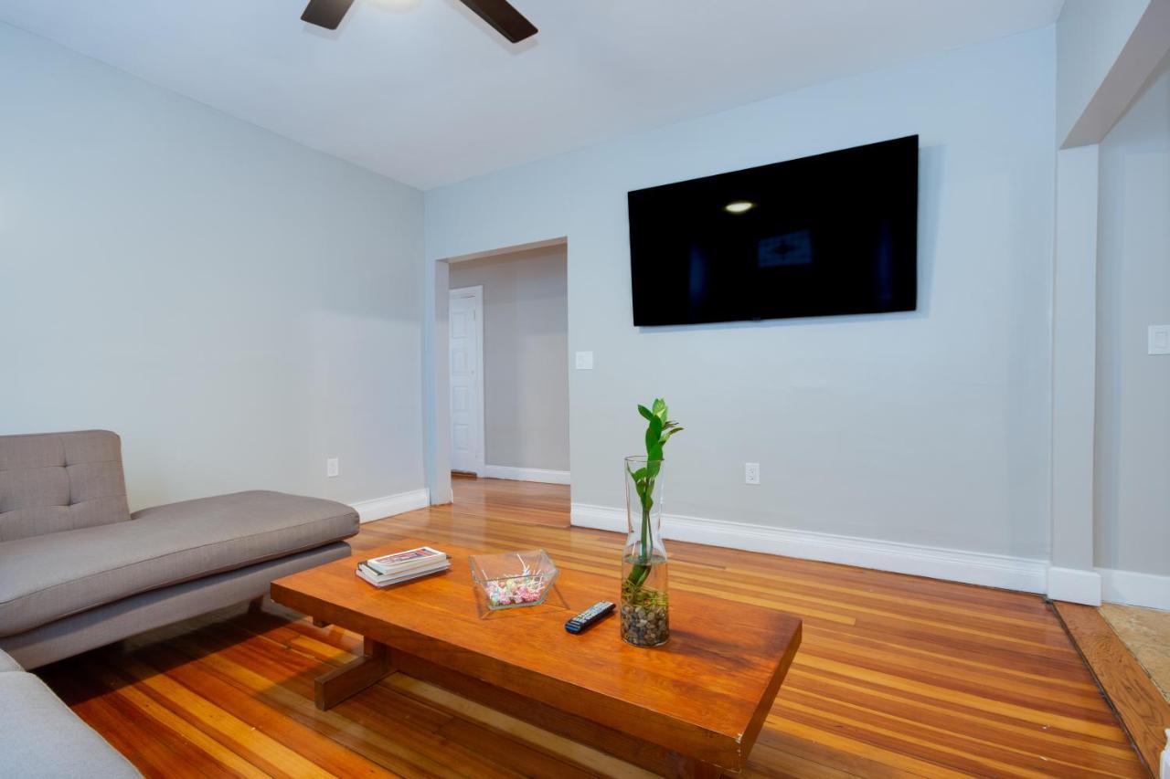 Boston Queen Bedroom Exterior photo